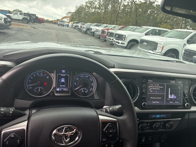 2023 Toyota Tacoma 4x4 SR5 photo 4