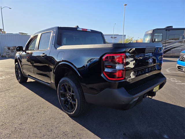 New 2025 Ford Maverick XLT 4D Crew Cab