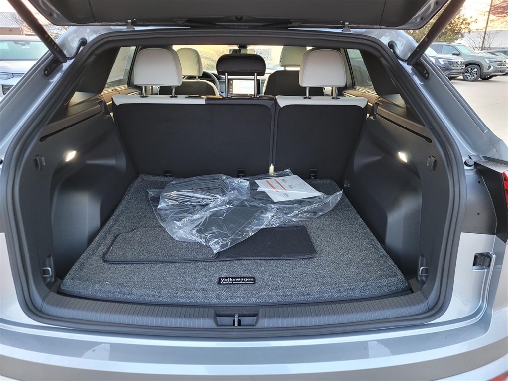 new 2026 Volkswagen Atlas Cross Sport car, priced at $51,760