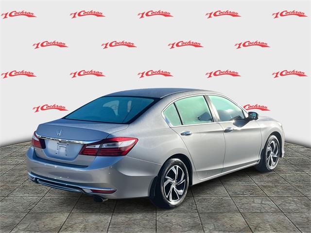 2017 Honda Accord LX photo 3