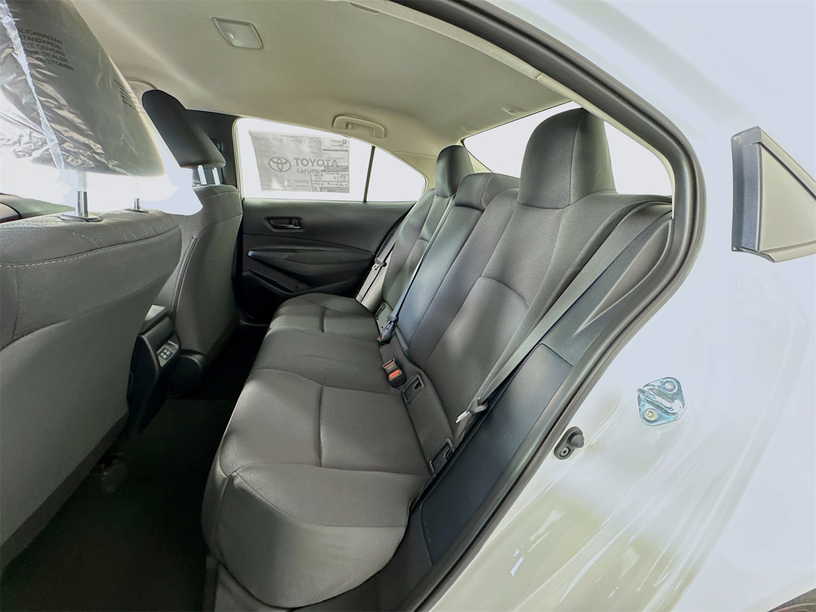 2026 Toyota Corolla LE photo 11