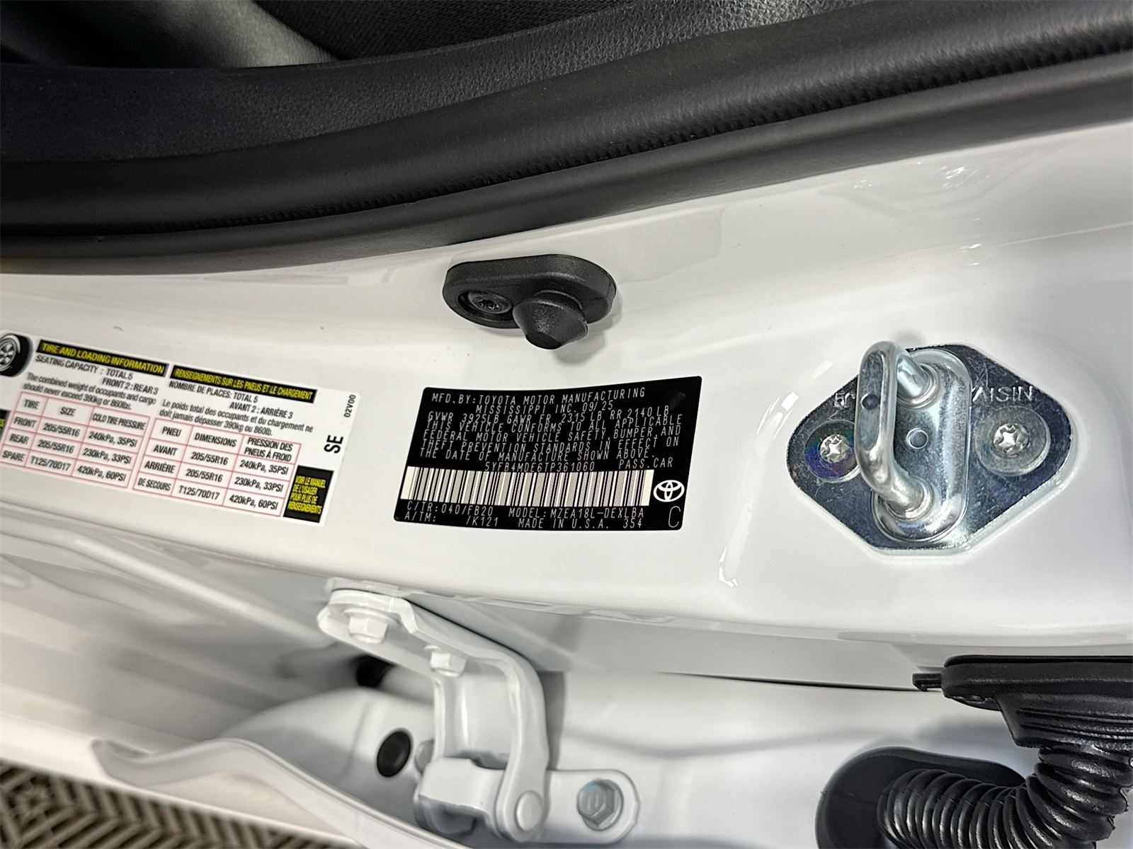 2026 Toyota Corolla LE photo 16