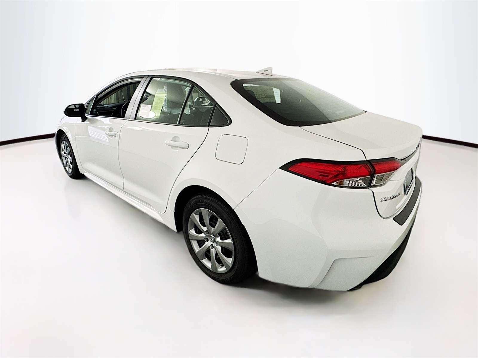 2026 Toyota Corolla LE photo 4