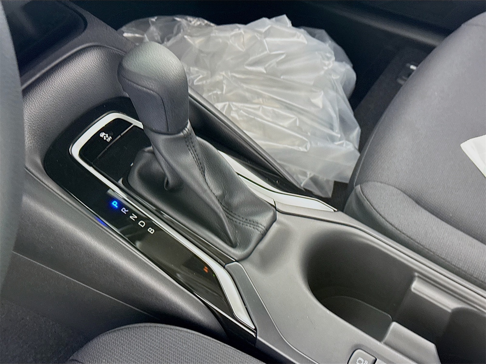 2026 Toyota Corolla LE photo 9