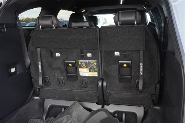 2023 Toyota Sienna XSE photo 11