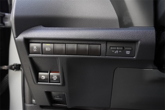 2023 Toyota Sienna XSE photo 22