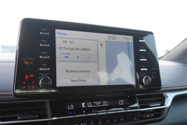 2023 Toyota Sienna XSE photo 23