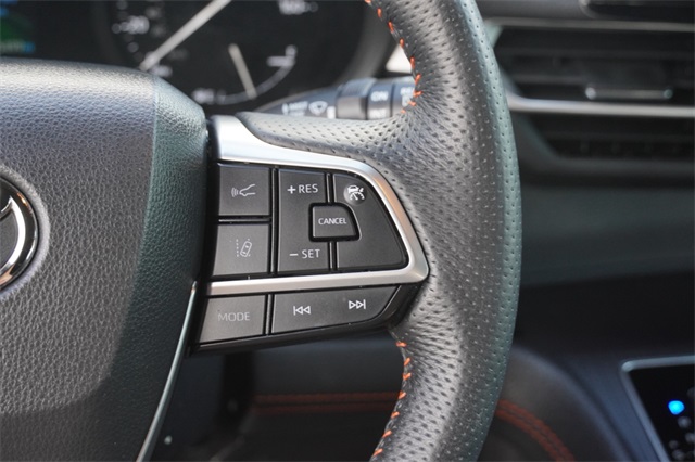 2023 Toyota Sienna XSE photo 29