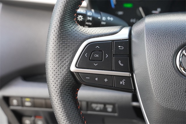 2023 Toyota Sienna XSE photo 30