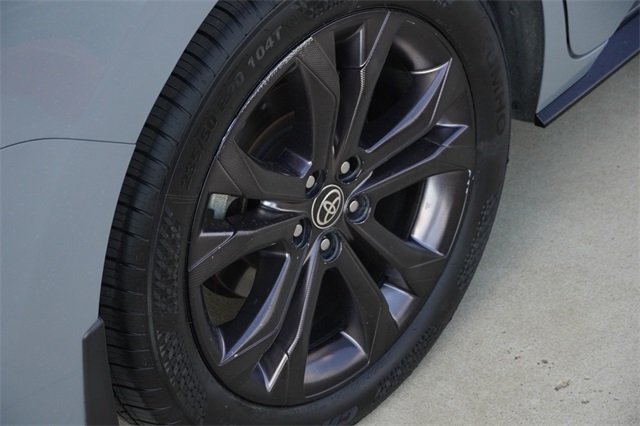 2023 Toyota Sienna XSE photo 9