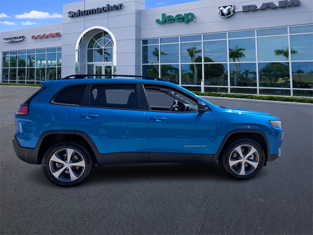 used 2022 Jeep Cherokee car, priced at $24,998