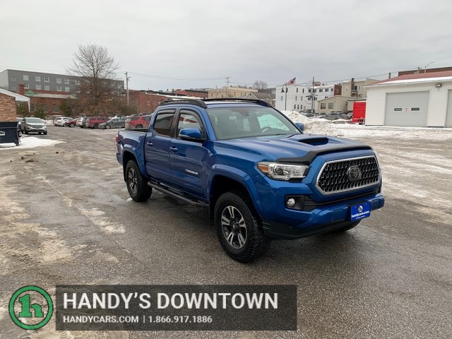 2018 Toyota Tacoma TRD Sport's photo