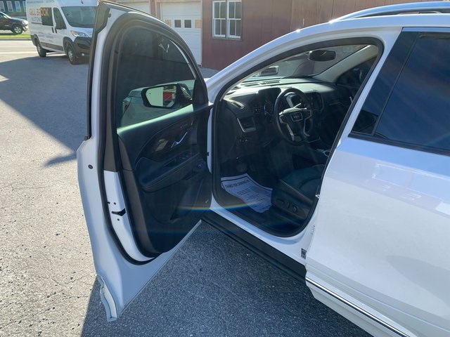 Used 2021 GMC Terrain SUV