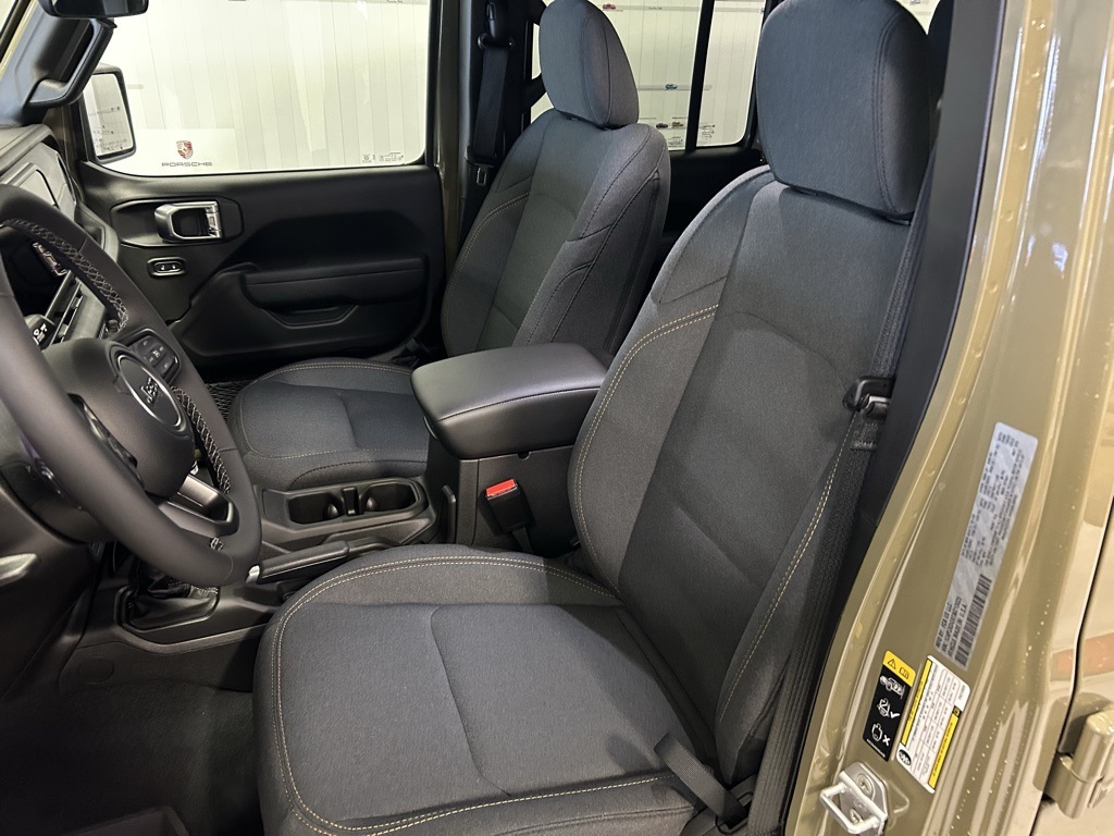 new 2026 Jeep Wrangler car, priced at $47,999