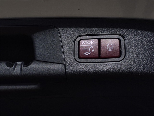 used 2025 Mercedes-Benz GLA car, priced at $39,634