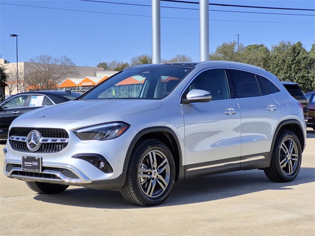 used 2025 Mercedes-Benz GLA car, priced at $39,634