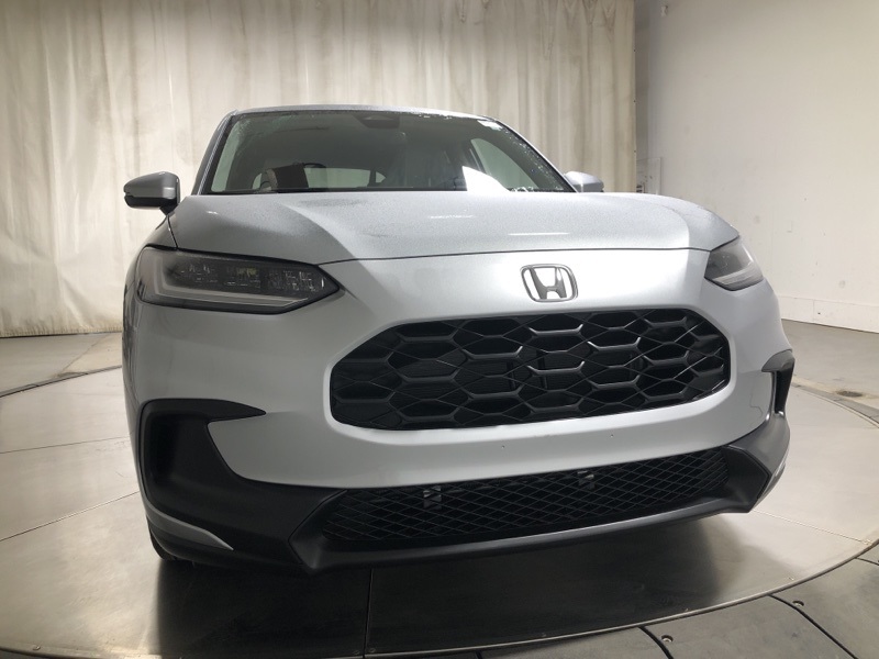 2026 Honda HR-V LX photo 2