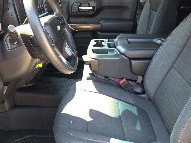 2020 Chevrolet Silverado 1500 LT photo 13
