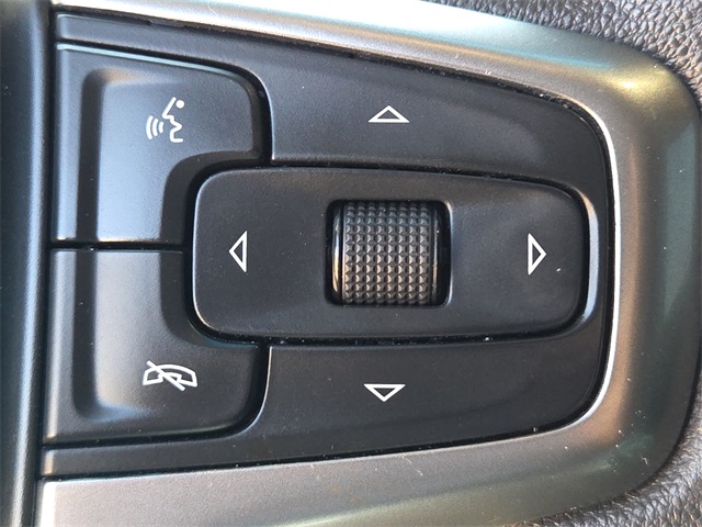 2020 Chevrolet Silverado 1500 LT photo 18