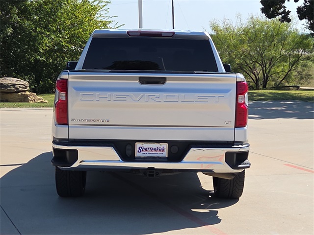 2020 Chevrolet Silverado 1500 LT photo 5