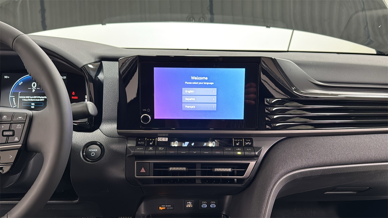 2025 Toyota Camry LE photo 10