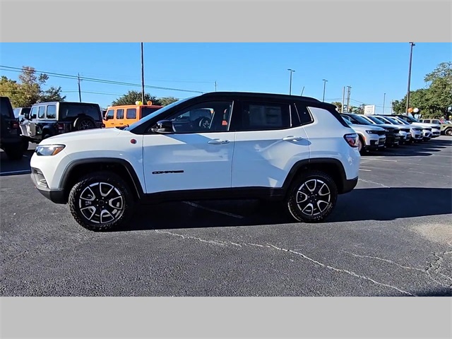 2026 Jeep Compass Trailhawk