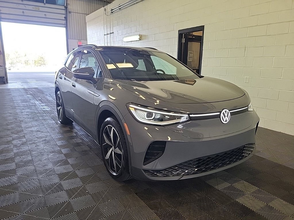 Used 2024 Volkswagen ID.4 PRO S with VIN 1V2VRPE86RC000369 for sale in Cleveland, OH