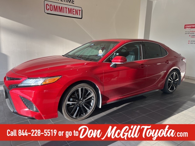 2020 Toyota Camry XSE photo 2