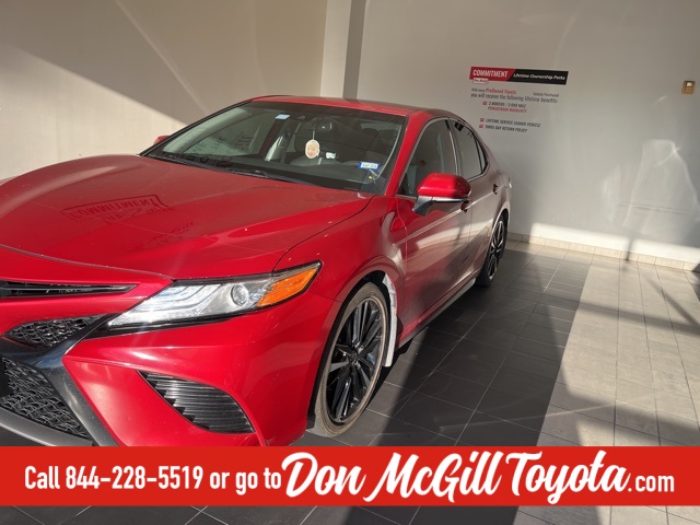 2020 Toyota Camry XSE photo 4