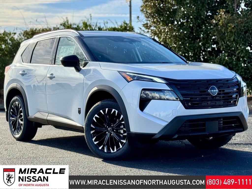 2026 Nissan Rogue SV's photo