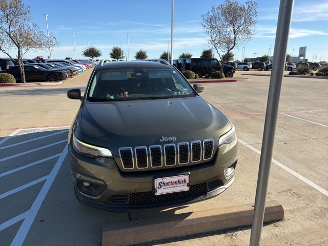 2019 Jeep Cherokee Latitude's photo