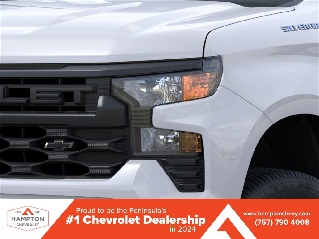 2025 Chevrolet Silverado 1500 Custom 4D Crew Cab 4WD 10