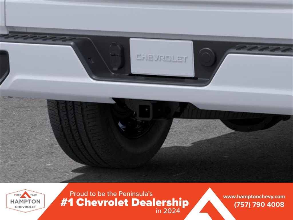 2025 Chevrolet Silverado 1500 Custom 4D Crew Cab 4WD 14