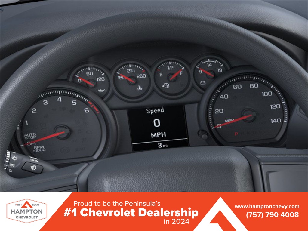 2025 Chevrolet Silverado 1500 Custom 4D Crew Cab 4WD 18