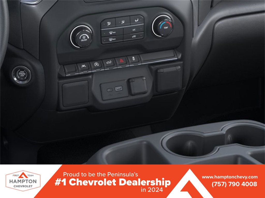 2025 Chevrolet Silverado 1500 Custom 4D Crew Cab 4WD 23