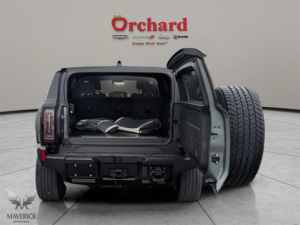 2024 Moonshot Green Matte GMC HUMMER EV SUV 3X 4X4 SUV