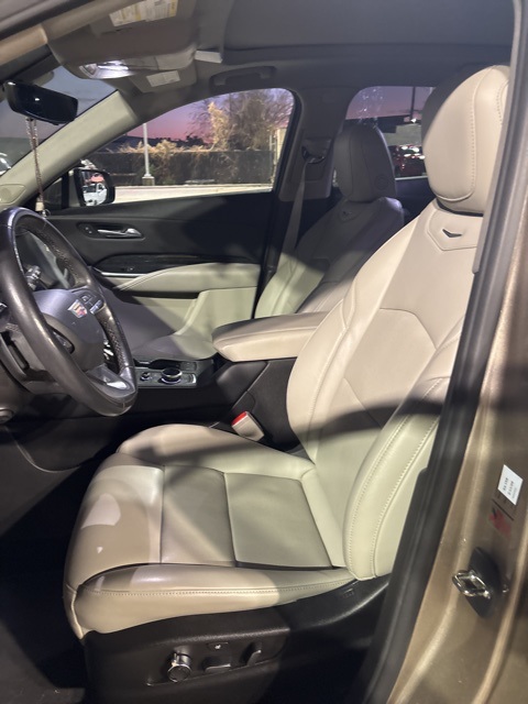 used 2023 Cadillac XT4 car, priced at $25,502