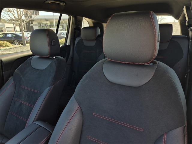 used 2025 Mercedes-Benz GLB car, priced at $44,747