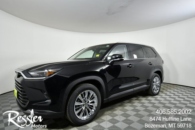 2026 Toyota Grand Highlander Platinum's photo
