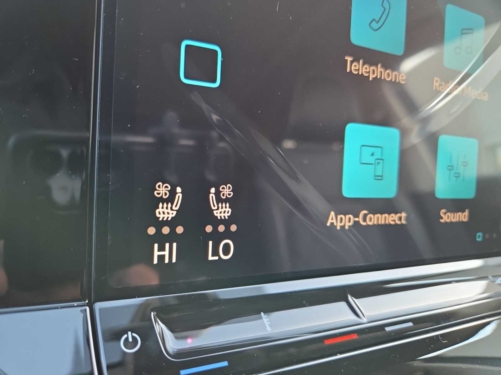 new 2026 Volkswagen Atlas car, priced at $55,453