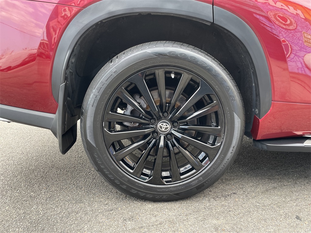 Used 2023 Toyota Highlander SUV
