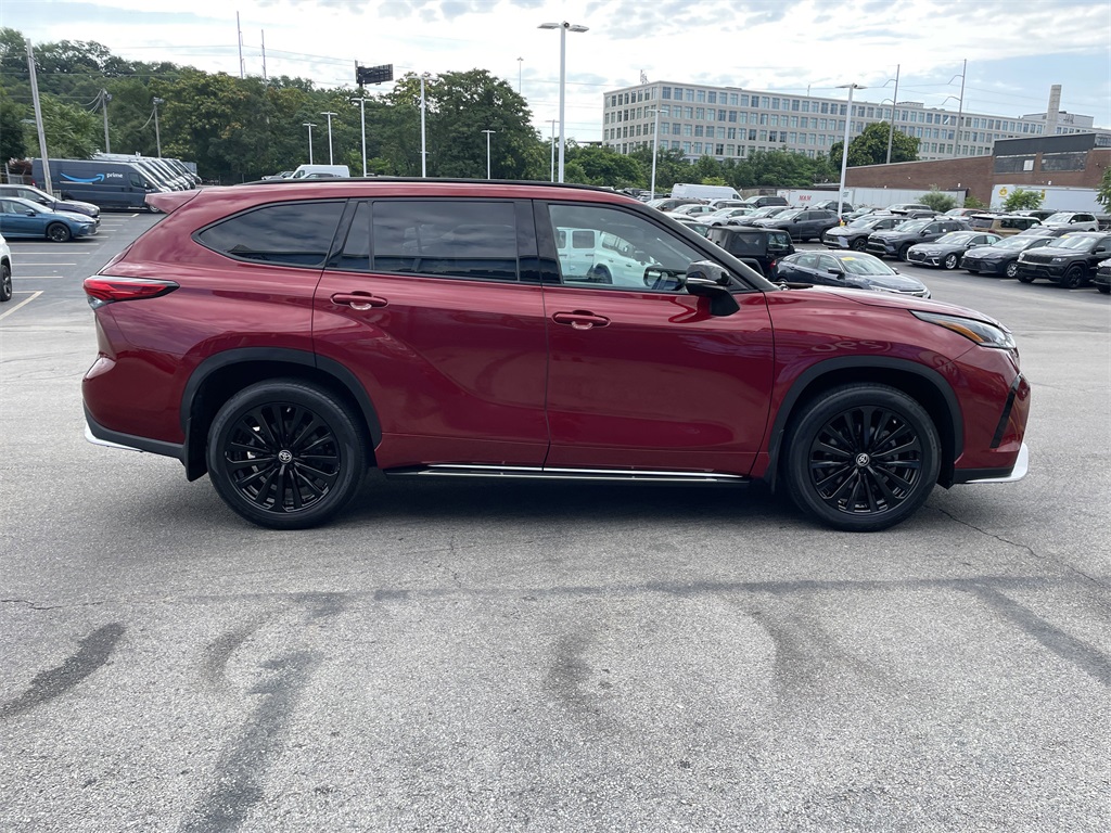Used 2023 Toyota Highlander SUV