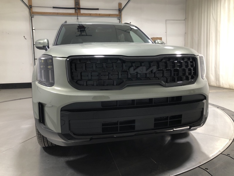 2025 Kia Telluride EX X-Line photo 2