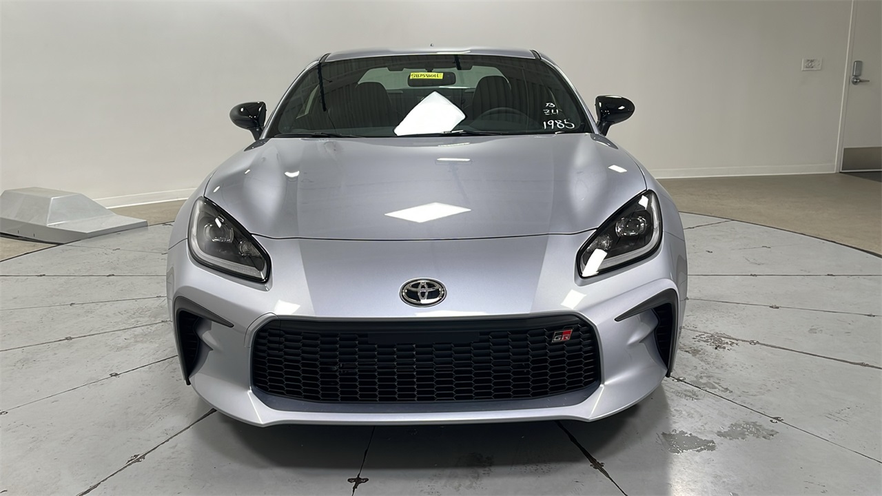2025 Toyota GR86 Premium photo 2