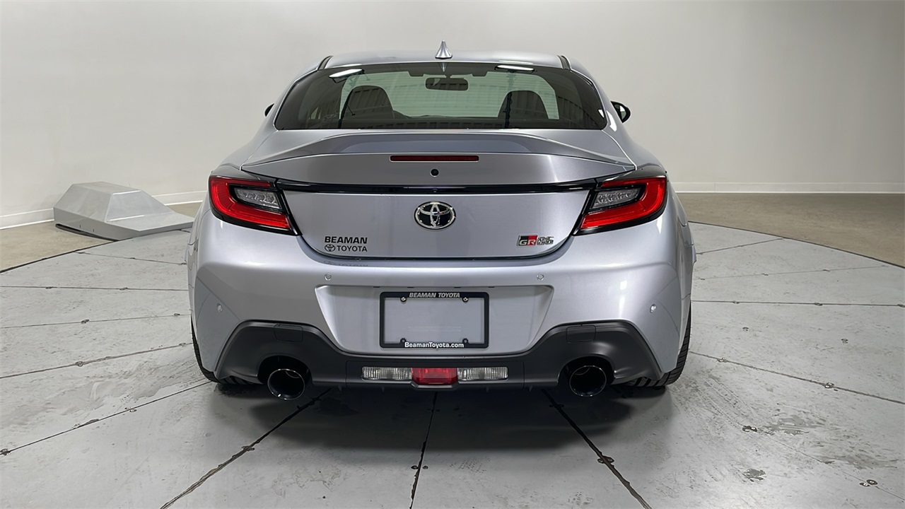 2025 Toyota GR86 Premium photo 4