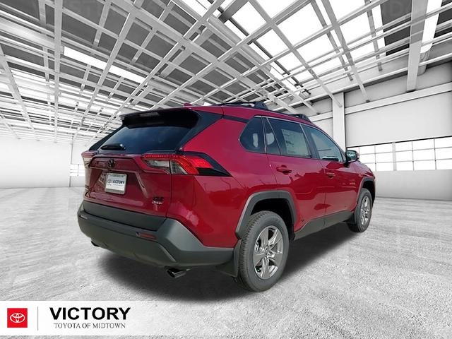 2025 Toyota RAV4 Hybrid XLE photo 3