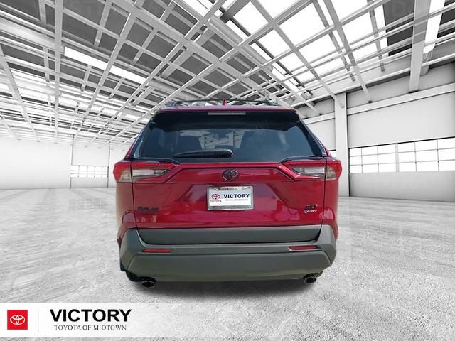 2025 Toyota RAV4 Hybrid XLE photo 4