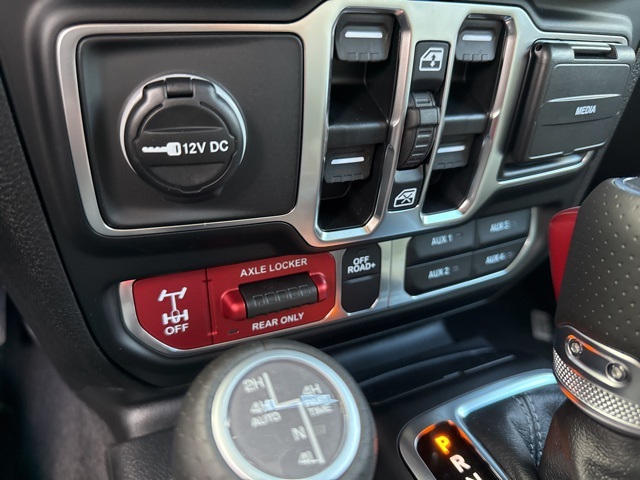 2025 Jeep Gladiator Mojave photo 20