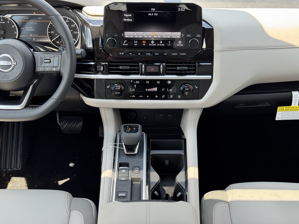 New 2025 Nissan Pathfinder Sport Utility