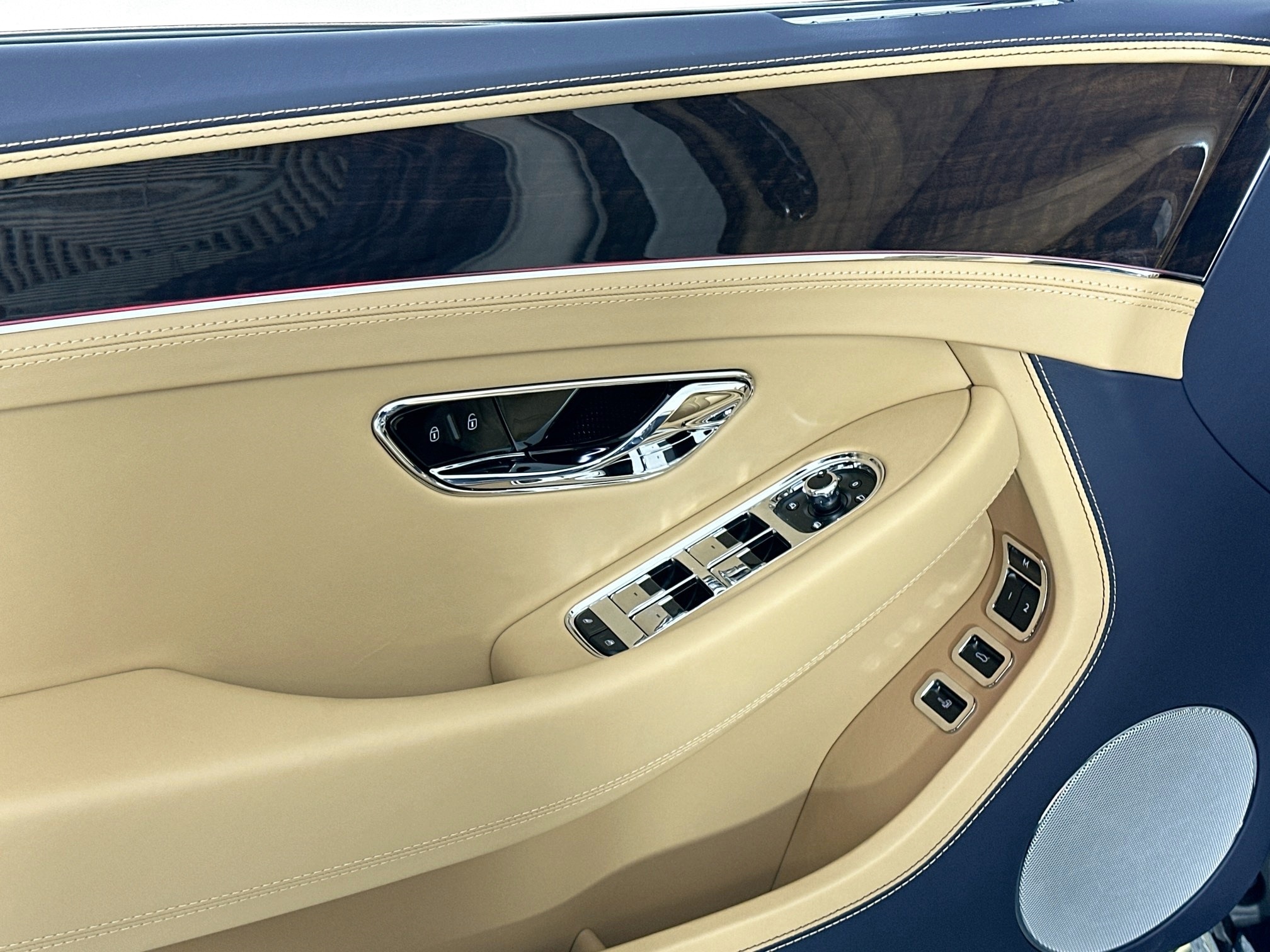 new 2026 Bentley Continental GTC car